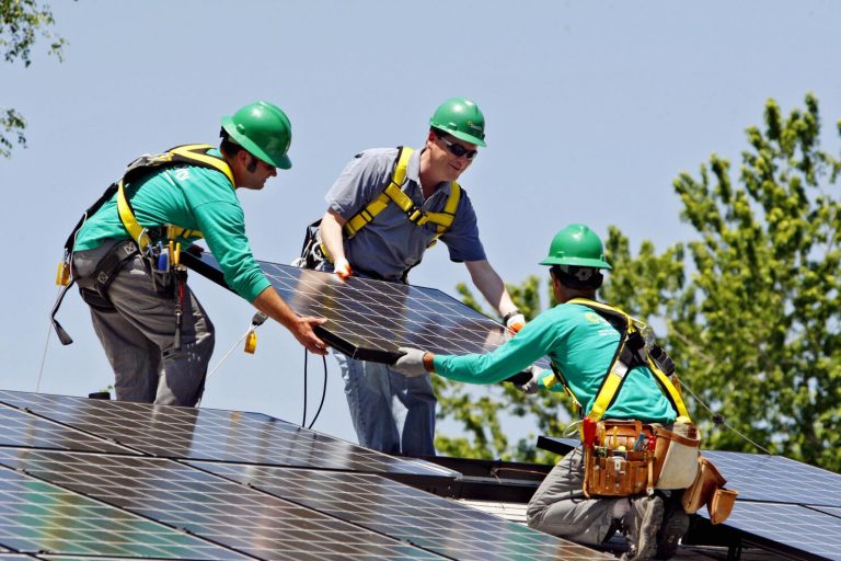 Tesla Solar Roof Installers USA: 2026 Comprehensive Guide